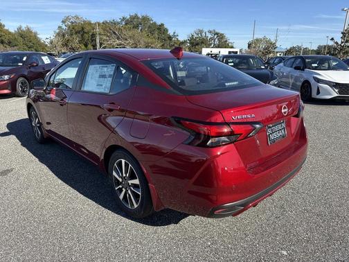 2025 Nissan Versa 1.6 SV