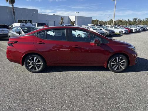 2025 Nissan Versa 1.6 SV