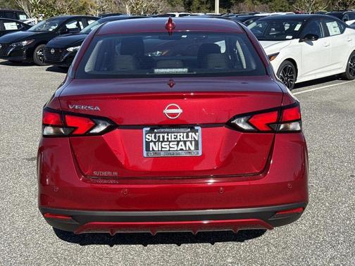 2025 Nissan Versa 1.6 SV