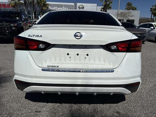 2022 Nissan Altima 2.5 S