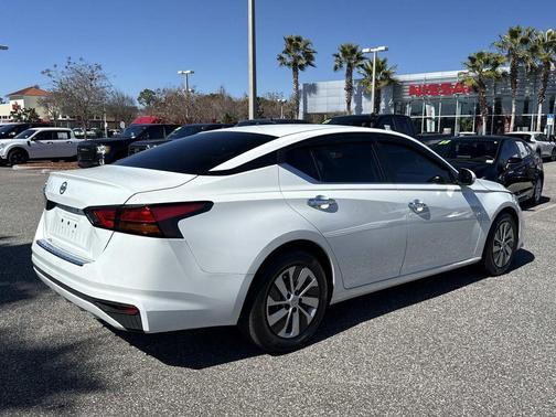 2022 Nissan Altima 2.5 S