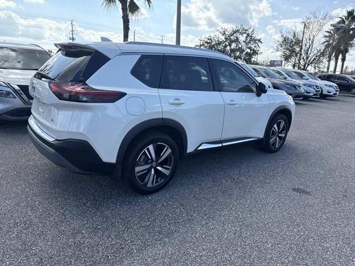 2021 Nissan Rogue SL