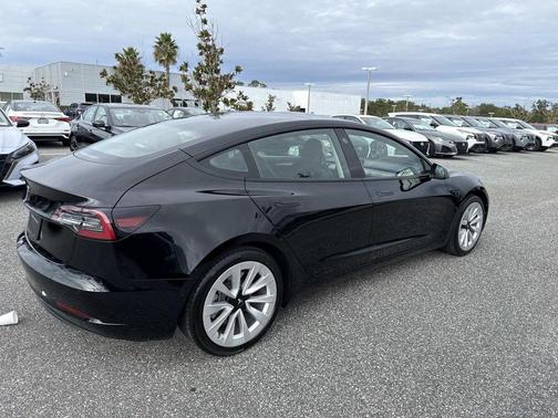 2022 Tesla Model 3 Base