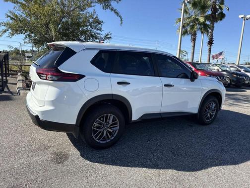 2024 Nissan Rogue S