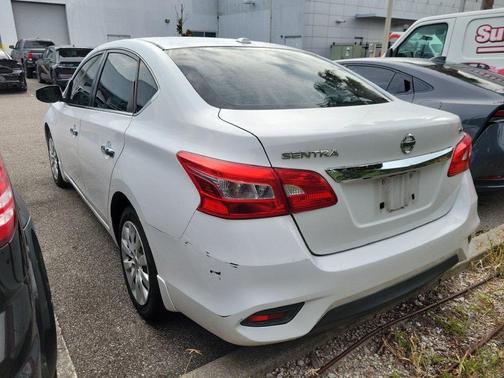 Cloud White 2016 Nissan Sentra SV
