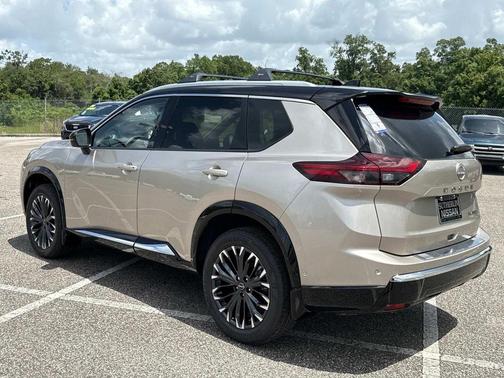2025 Nissan Rogue Platinum