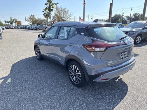 2021 Nissan Kicks SV