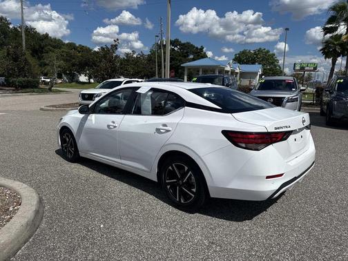2025 Nissan Sentra SV