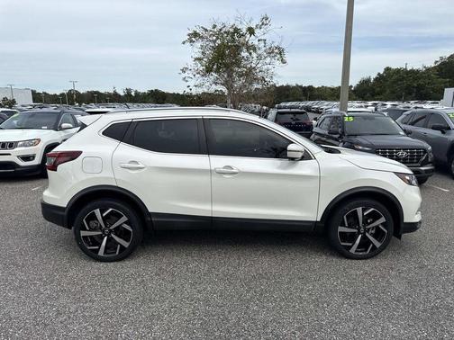 2020 Nissan Rogue Sport SL