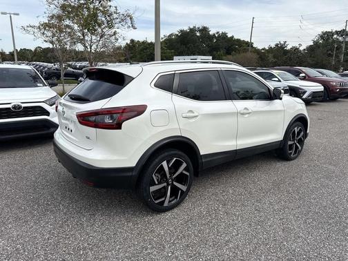 2020 Nissan Rogue Sport SL