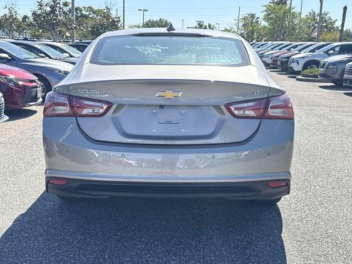 Mineral Gray Metallic 2024 Chevrolet Malibu 2LT