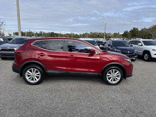 2018 Nissan Rogue Sport S