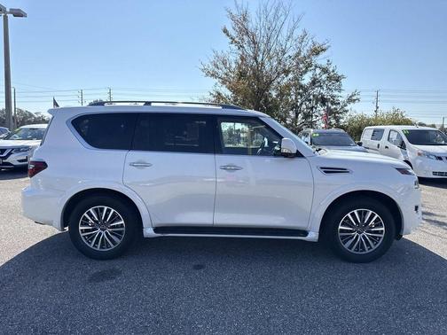 2023 Nissan Armada SL