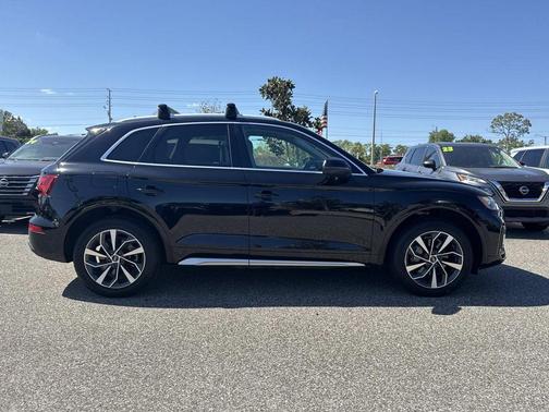 Brilliant Black 2021 Audi Q5 40 Premium Plus