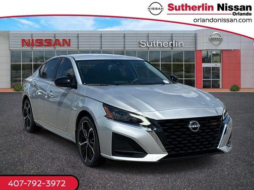 Brilliant Silver Metallic 2023 Nissan Altima 2.5 SR