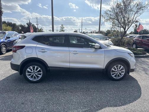 2020 Nissan Rogue Sport S