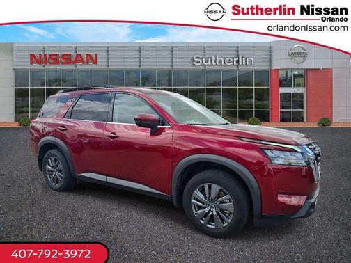 2024 Nissan Pathfinder SV