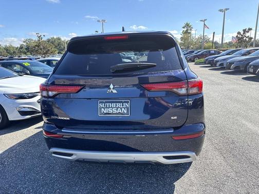2022 Mitsubishi Outlander Black Edition