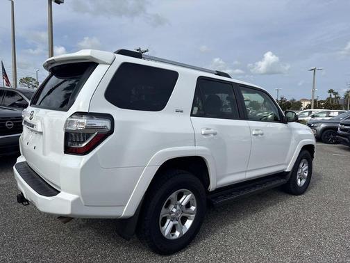 2024 Toyota 4Runner SR5