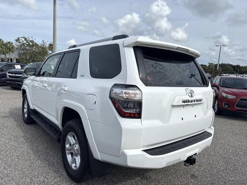2024 Toyota 4Runner SR5