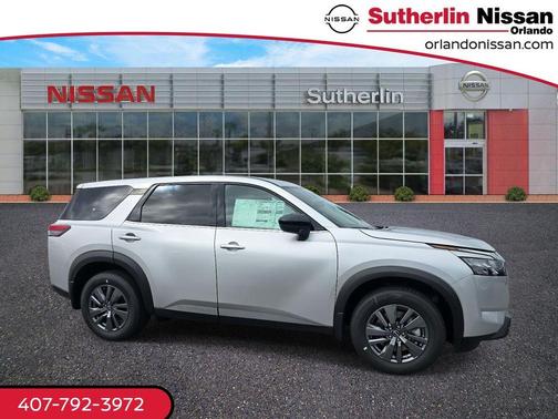 2025 Nissan Pathfinder S
