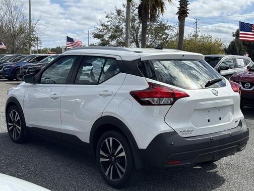 2020 Nissan Kicks SV