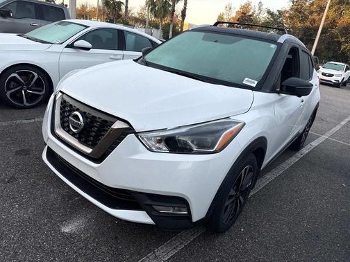 2018 Nissan Kicks SR