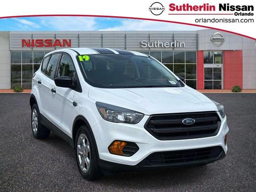 Oxford White 2019 Ford Escape S