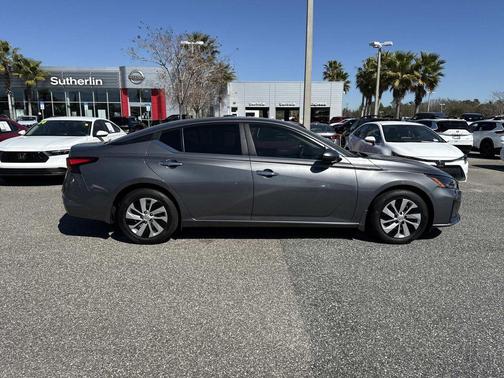 2023 Nissan Altima 2.5 S