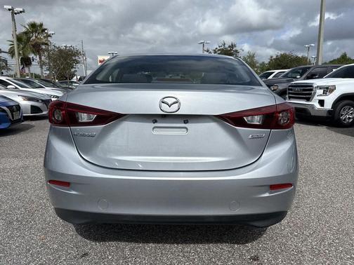 Sonic Silver Metallic 2017 Mazda Mazda3 Sport