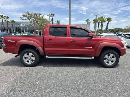 Barcelona Red Metallic 2013 Toyota Tacoma