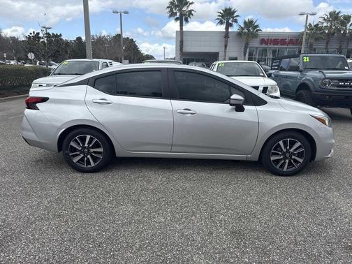 2021 Nissan Versa 1.6 SV