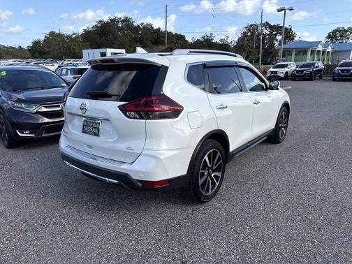 2020 Nissan Rogue SL