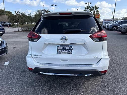 2020 Nissan Rogue SL