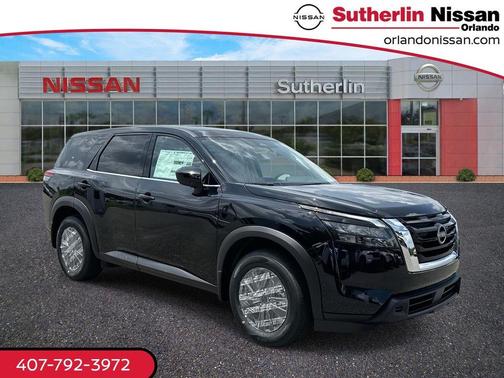 2025 Nissan Pathfinder S