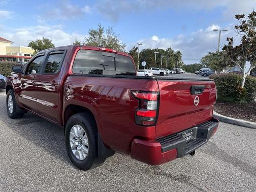 2023 Nissan Frontier SV