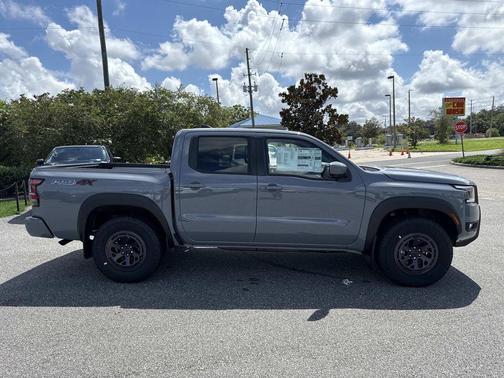2025 Nissan Frontier PRO-4X