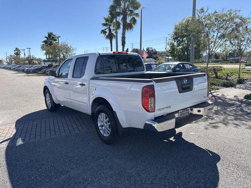 2021 Nissan Frontier SV