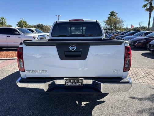 2021 Nissan Frontier SV
