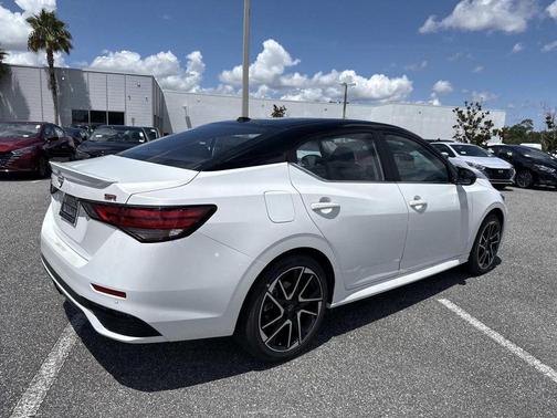 2025 Nissan Sentra SR