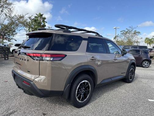 2025 Nissan Pathfinder Rock Creek