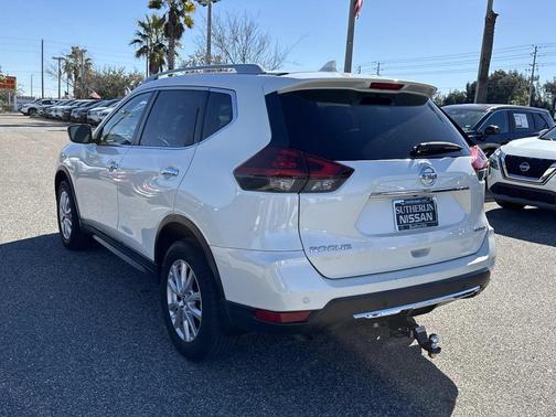 2020 Nissan Rogue SV