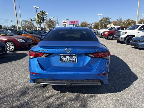 2022 Nissan Sentra SR