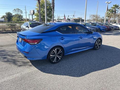 2022 Nissan Sentra SR