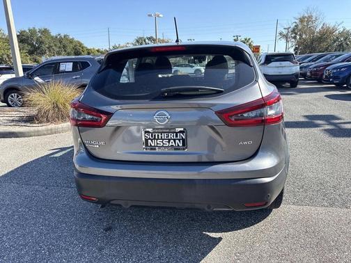 2020 Nissan Rogue Sport S