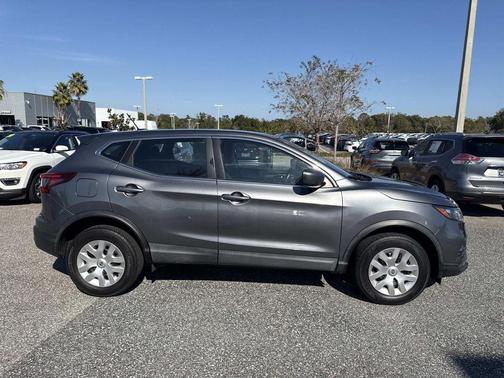 2020 Nissan Rogue Sport S