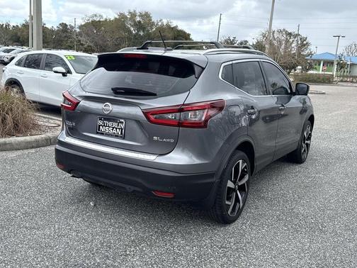 2022 Nissan Rogue Sport SL