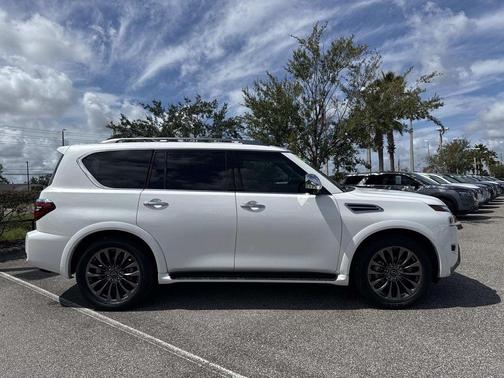 2023 Nissan Armada Platinum