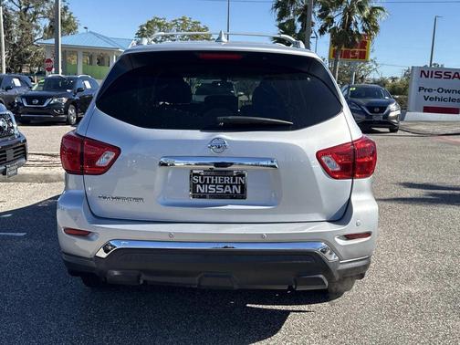 2019 Nissan Pathfinder S