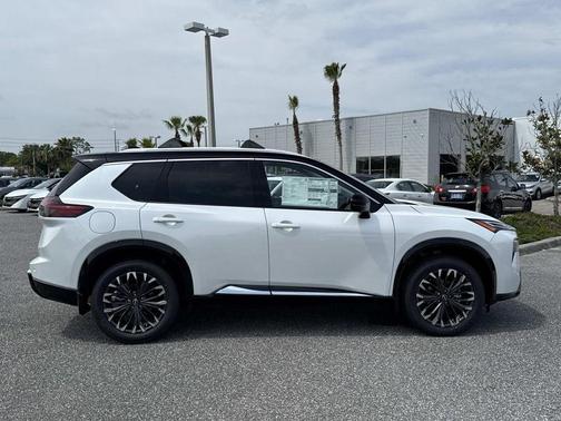 White / Black 2026 Nissan Rogue Platinum